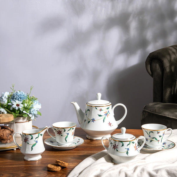 Bountiful Garden 17-piece Porcelain Tea Set