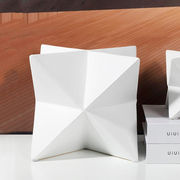 Geometric Star Decorative Sculpture Medium - White