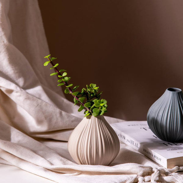 Loom Porcelain Vase Small - Taupe
