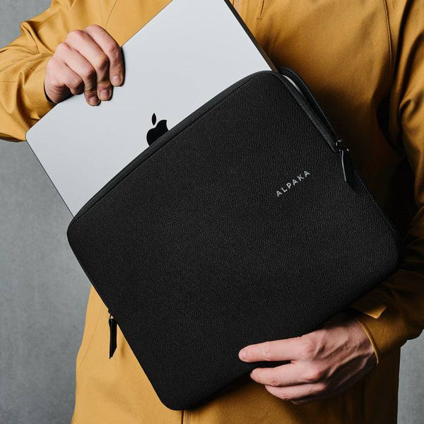 ALPAKA Slim Laptop Sleeve - Black 14 Inch