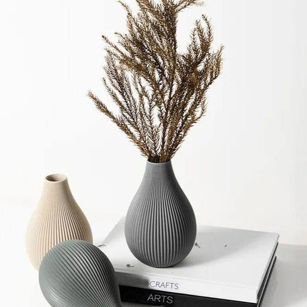 Enhabit Bud Porcelain Vase - Grey - Modern Quests