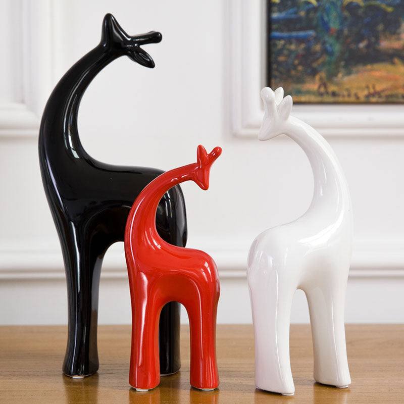Enhabit Grupo Giraffe Sculptures, Set of 3 - Assorted