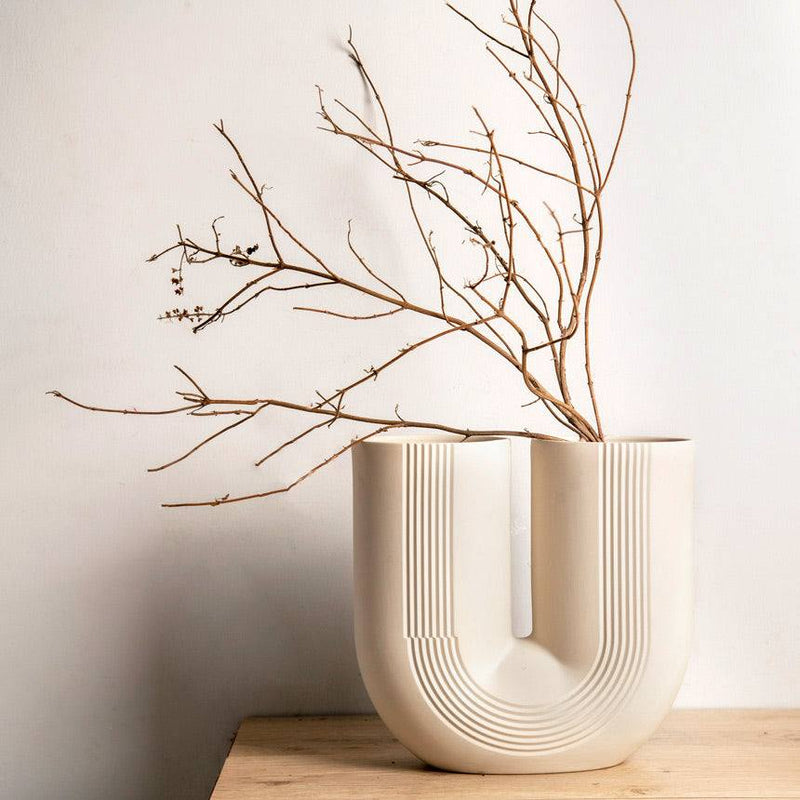 Enhabit Jardin U-shaped Porcelain Vase Large - Beige