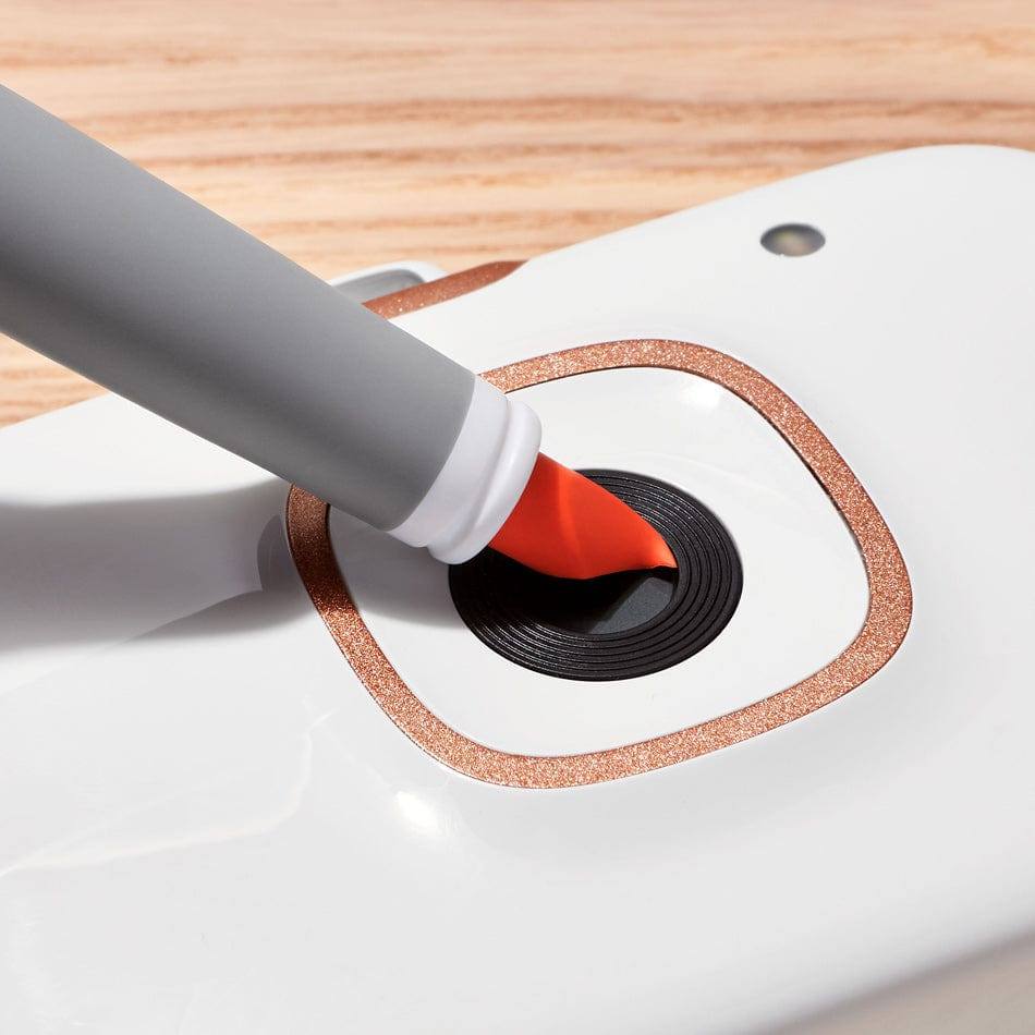 OXO Good Grips Electronics Cleaning Brush – HuntSimply