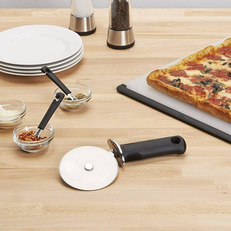OXO Good Grips Pizza Wheel - Black - Modern Quests