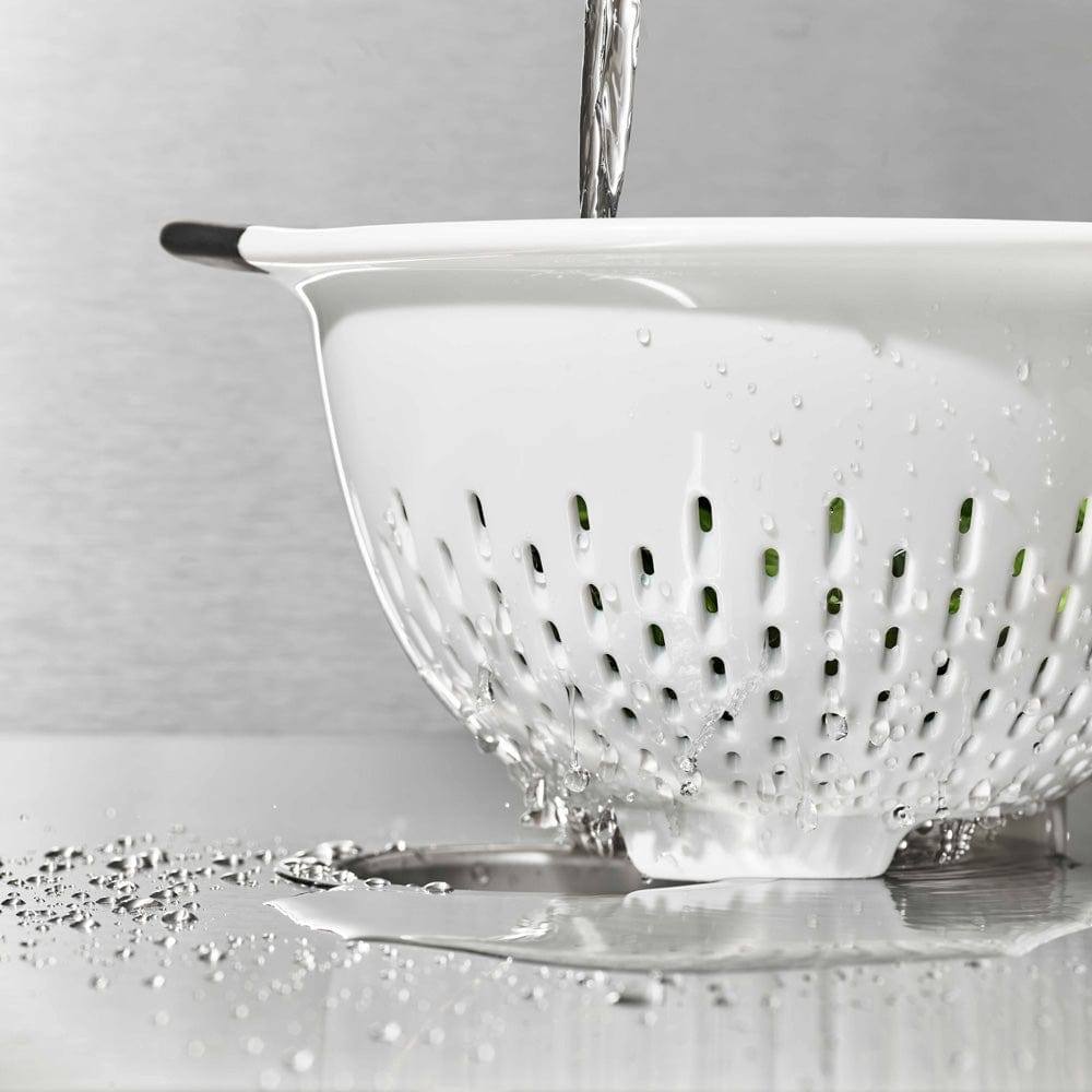 Good Grips Stainless Steel Colander - 2.7 L, Modern Quests