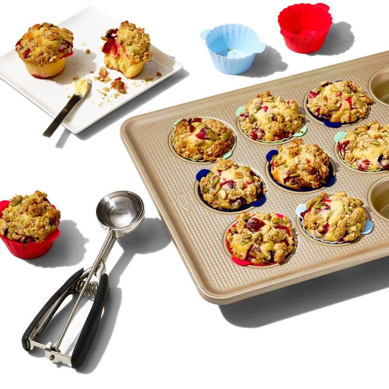 https://www.modernquests.com/cdn/shop/files/oxo-good-grips-silicone-baking-cups-set-of-12-8.jpg?v=1690055841