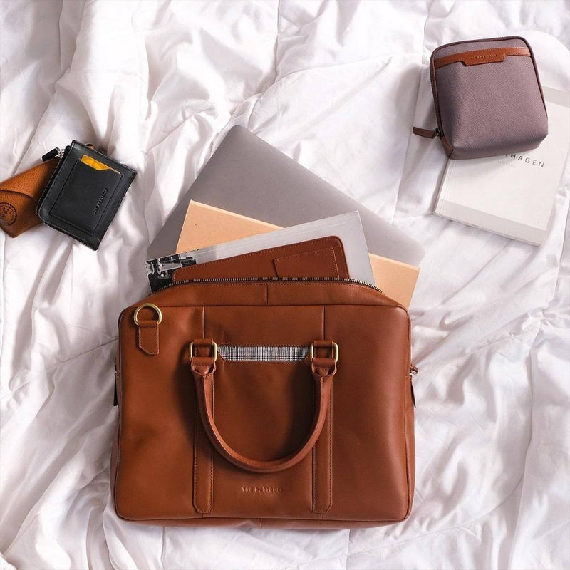 The Postbox Cullen Laptop Bag 15.6 Inch - Classic Tan - Modern Quests