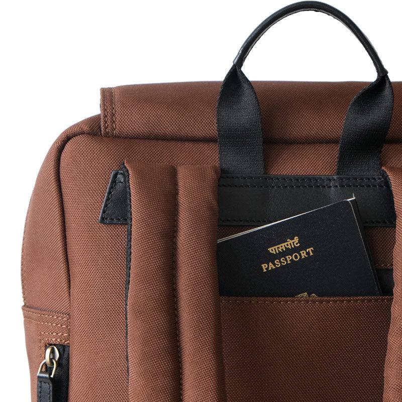 The Postbox The Transit 4.0 Backpack - Pecan Brown