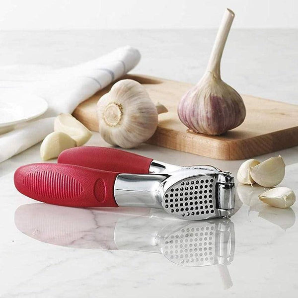 Trudeau Garlic Press with Handle - Red
